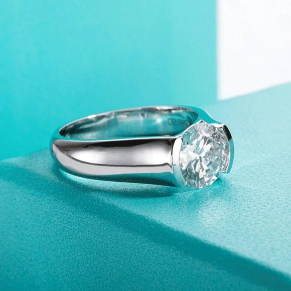 Certified 2 ct. t.w. Moissanite Diamond Engagement Ring NEW - Picture 4 of 16